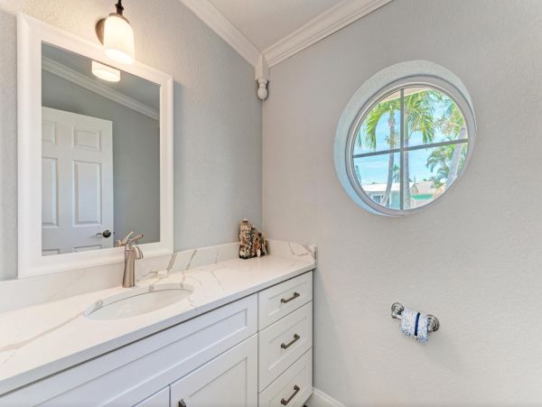 Holmes Beach Vacation Rental- Pool Villa Near Beach One Block Beach
